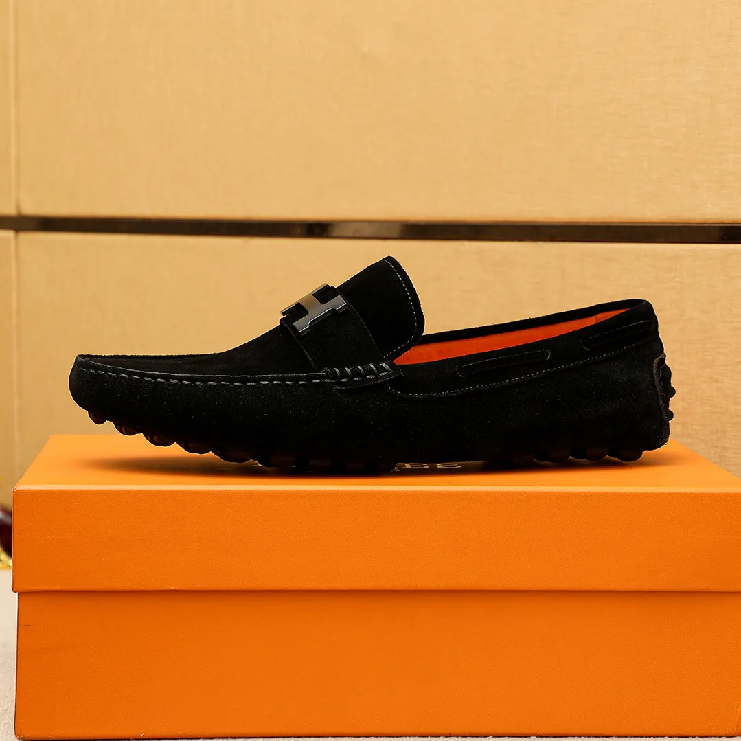 Men's shoes 💰380 💐 Product trademark: HERMES "Hermès" shoes. Regular size: 38-44 (45.46.47🉑️Customized) Product materials: Selected imported first-layer frosted cowhide upper + luxury hardware buckle, imported pig leather lining. Strong three-dimensional visual effect, original outsole color: 2 colors available